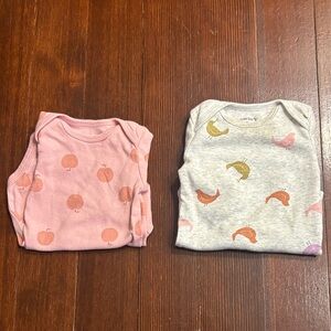 Baby Long Sleeve Onesies Set with and Apple and Bird Prints 6M